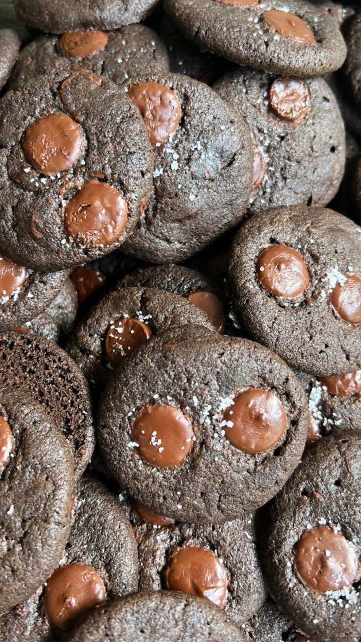 Charcoal Seasalt Cookies
