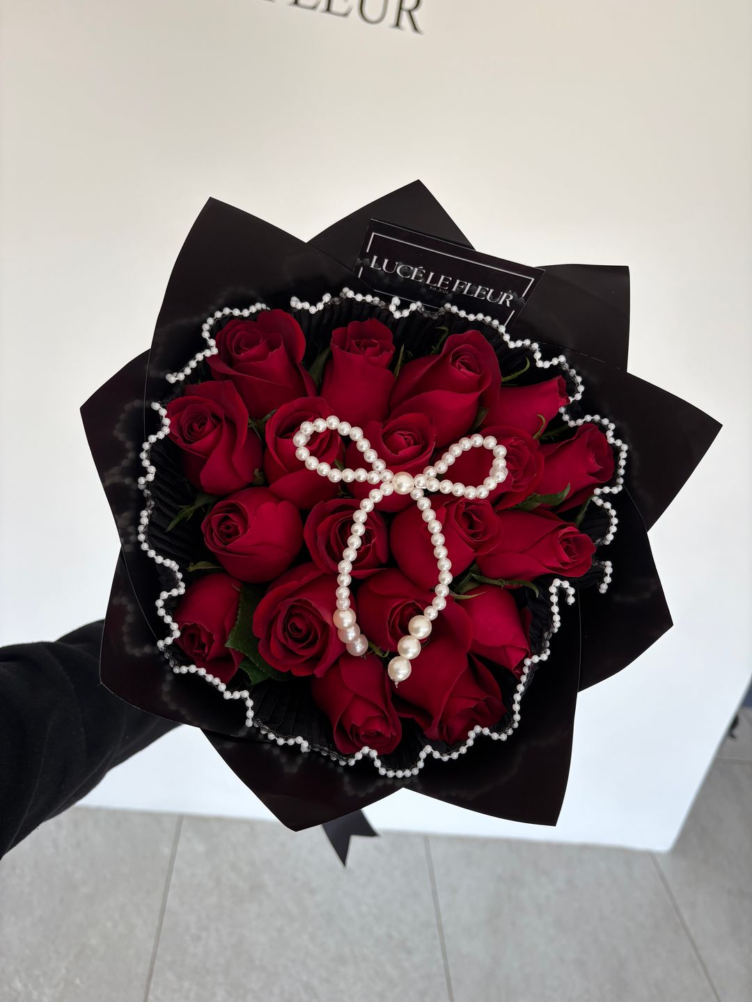 Red Rose Bouquets with lace 