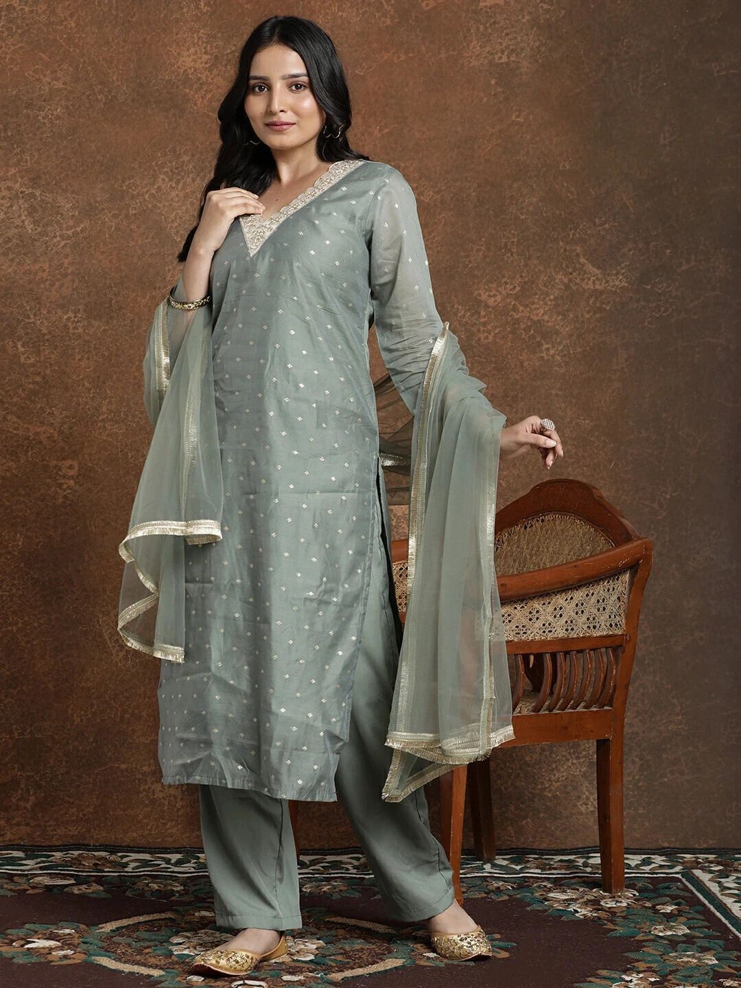 Women Embroidered Straight Kurta With Trousers & Dupatta