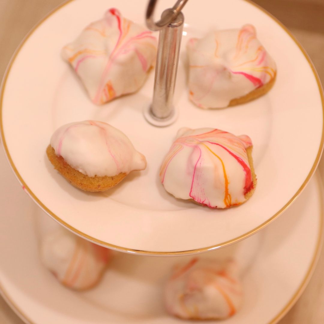 Capybara White Chocolate Finanicers (8pcs)