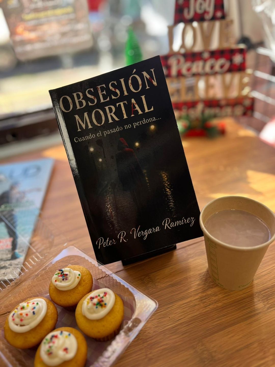 !Obsesión Mortal, la precuela de la escalofriante trilogía de Susurros Mortales! Peter Vergara