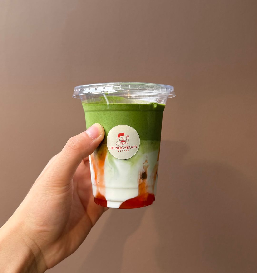 Strawberry Matcha Latte 🍓🍵