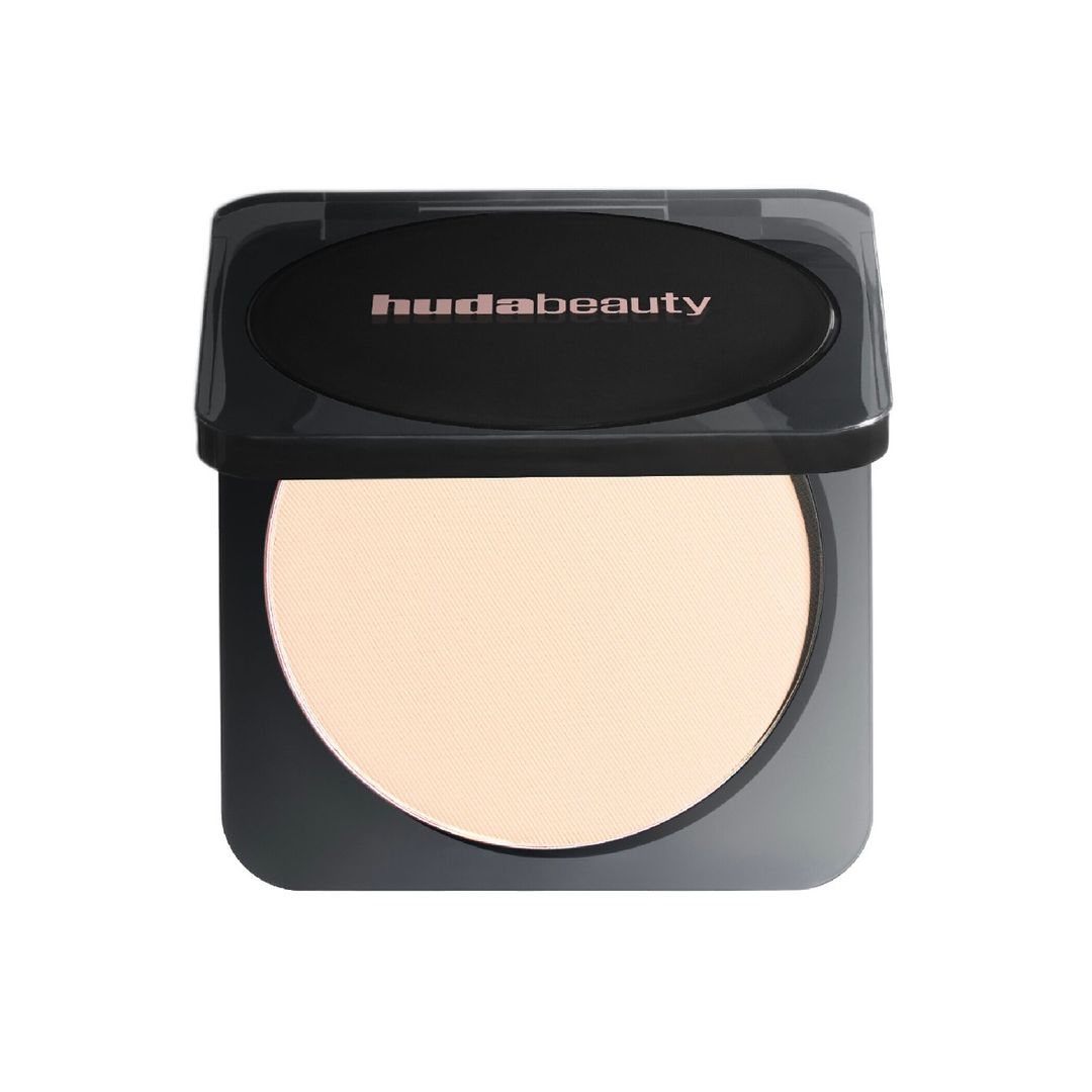Huda Beauty Easy Bake Pressed Powder - Shade: Pound Cake