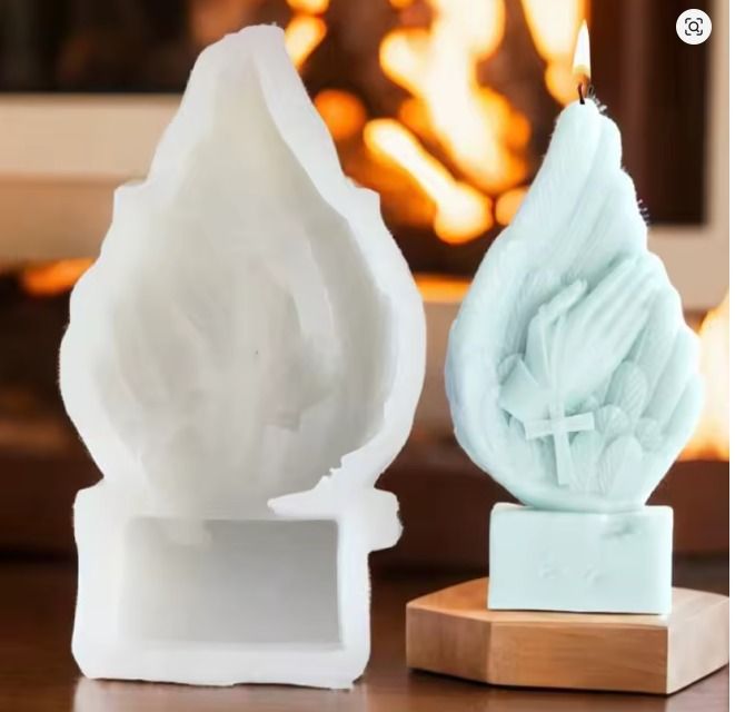 Molde Ala de angel, manos en oracion al centro