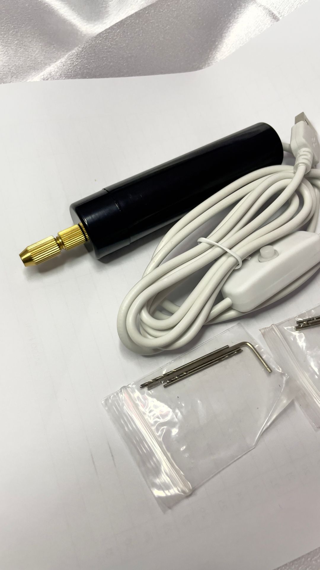 Mini furadeira electrica