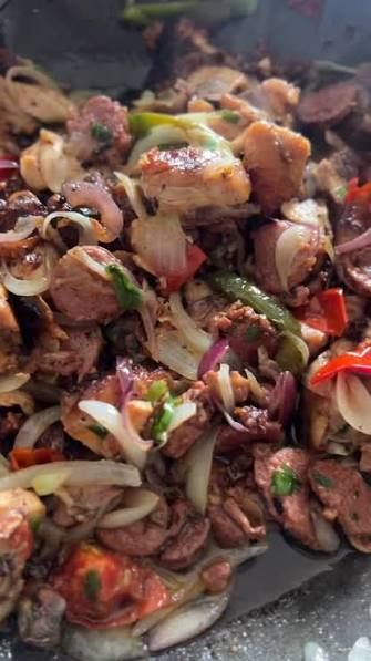 A. Lundi: Dindon, Sauce Mayo