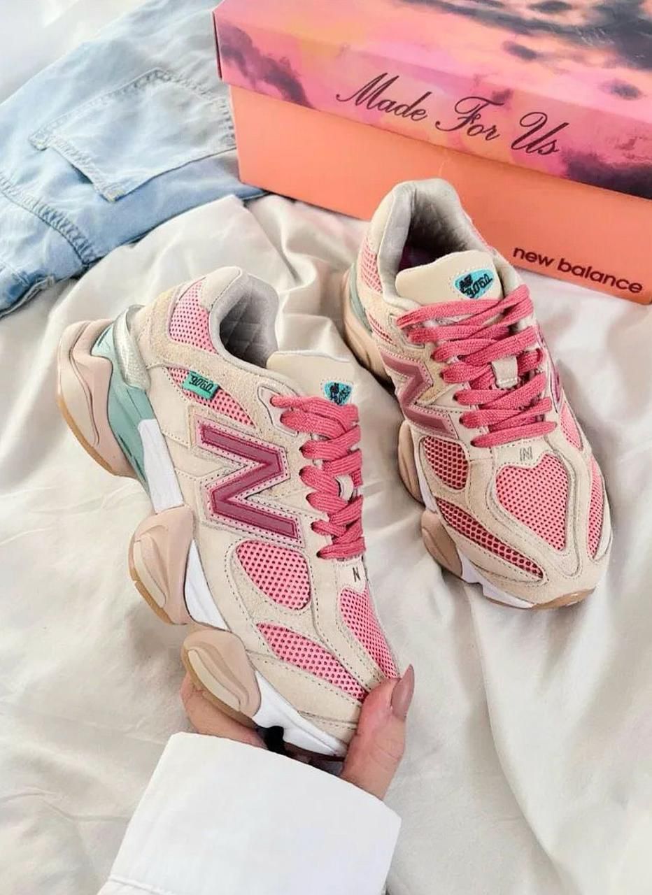 New Balance 9060
