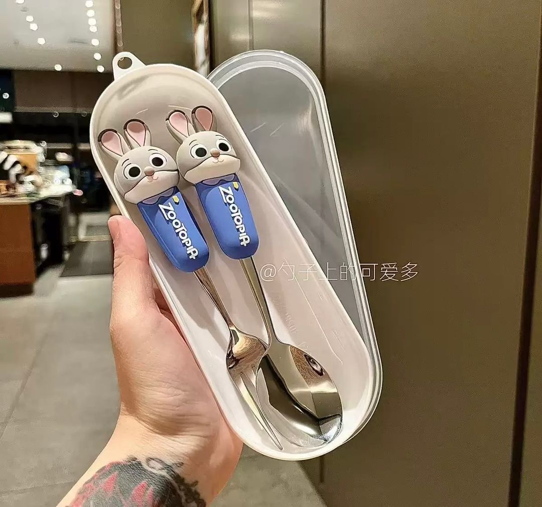 Cartoon cutleries set