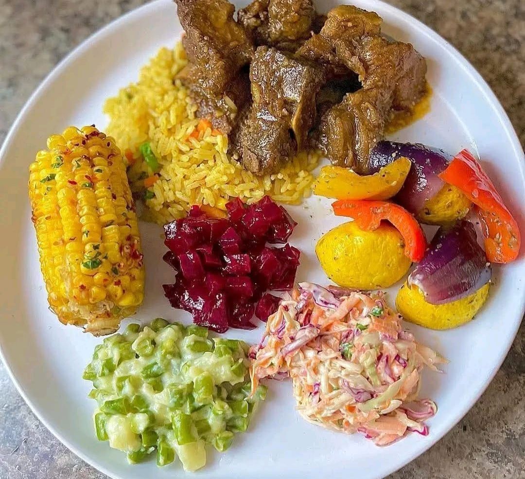 Beef Stew Plate + 2 Salads <<< City Lounge >>>