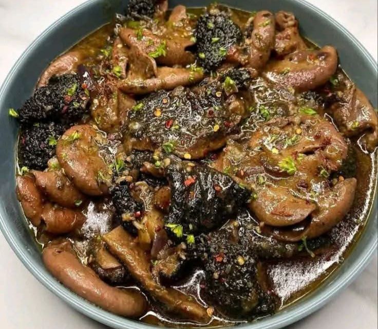 Mogodu Plate + 2 Salads <<< City Lounge >>>