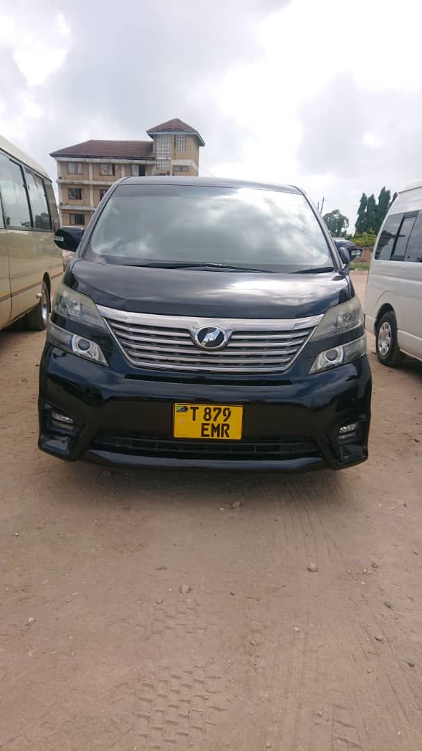 TOYOTA VELLIFIRE (black color)