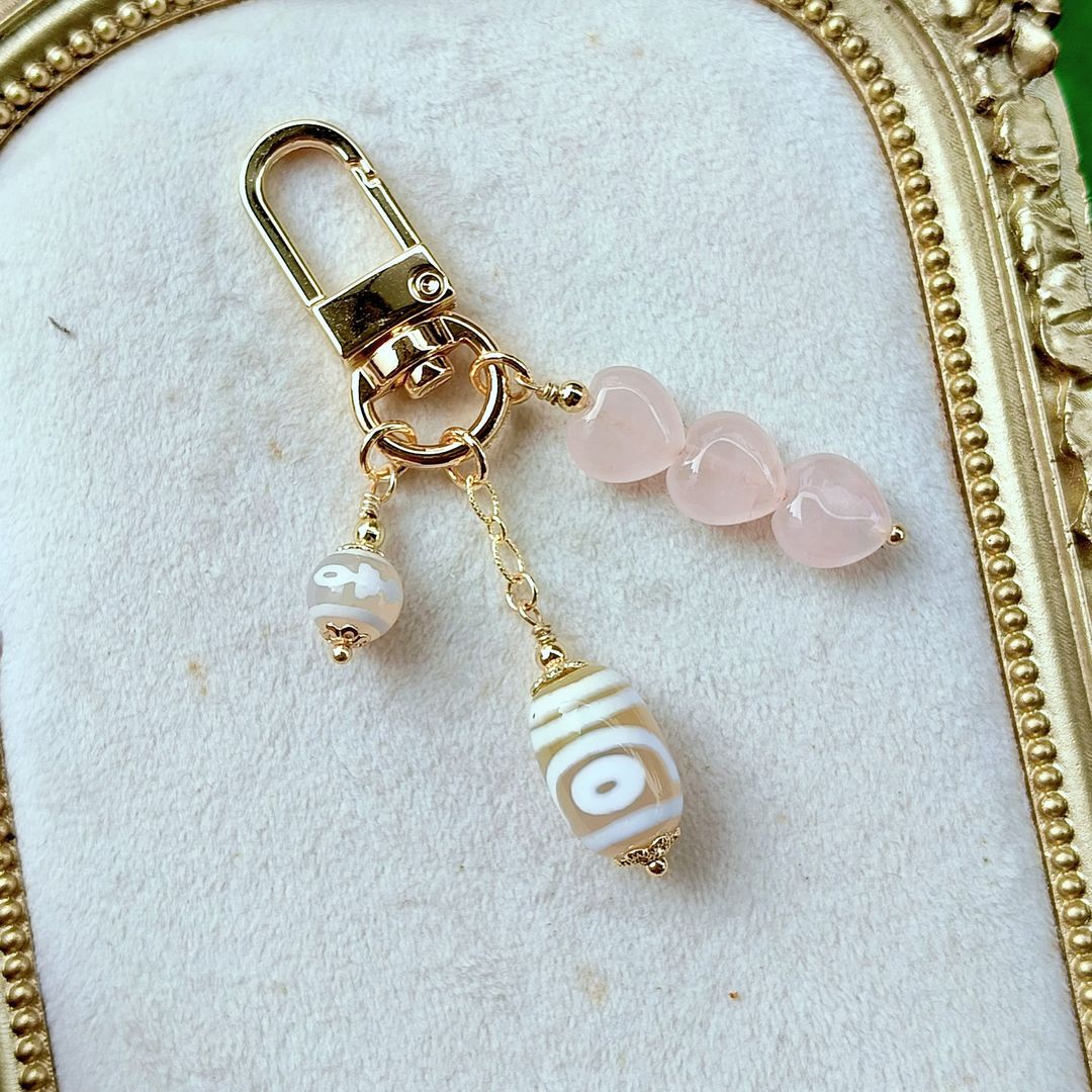 White 2-Eye + Benefactor Zi-Mini Charm (Rose Quartz Edition)