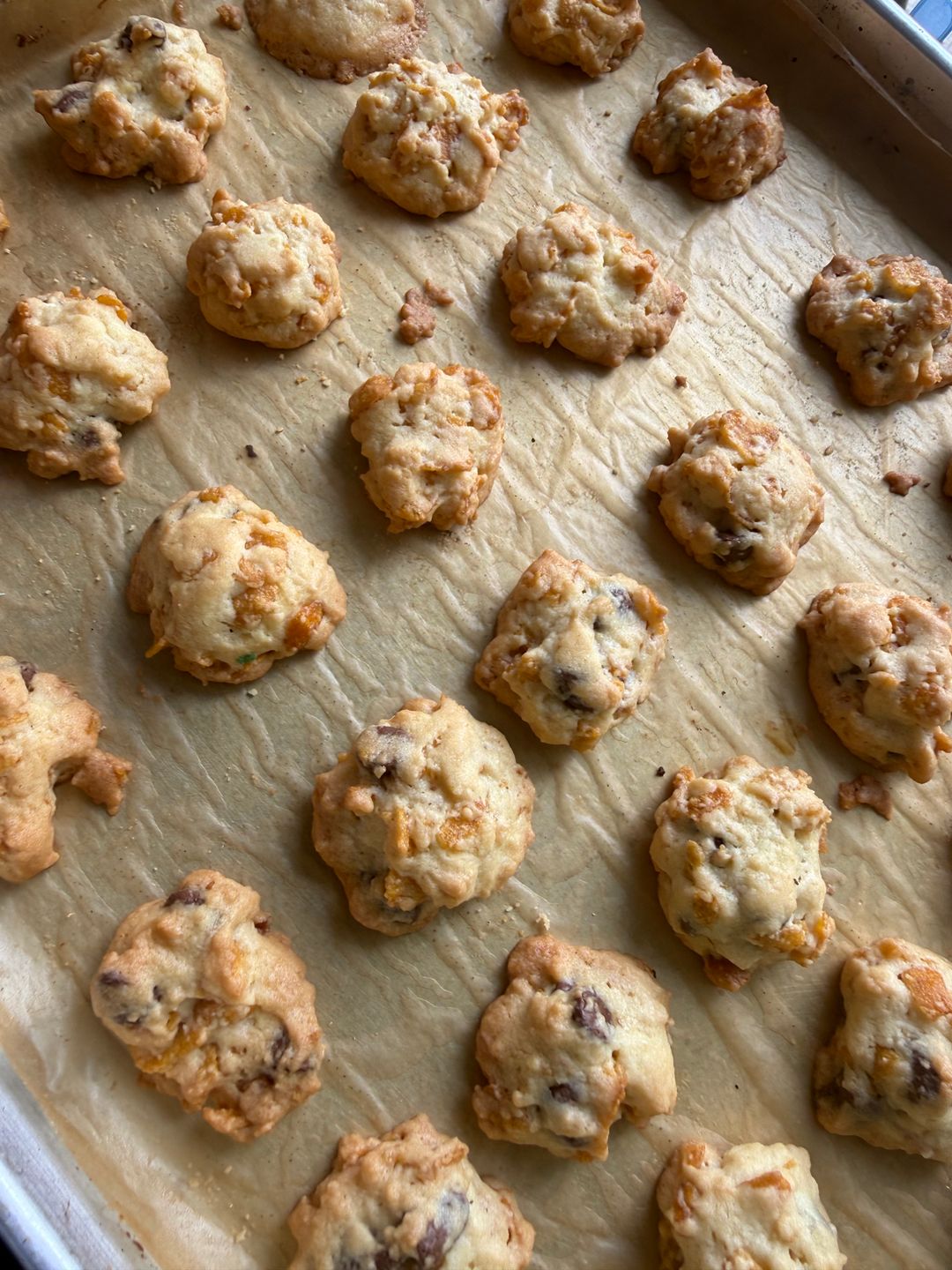 Crunchy Cornflakes Choc Chip Cookies