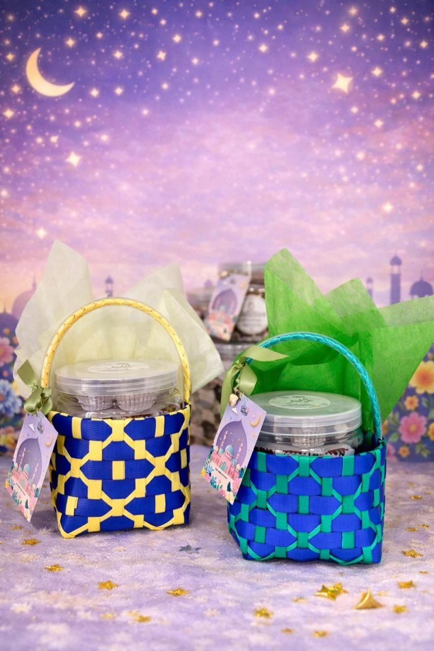 A basket of Original Nutella 