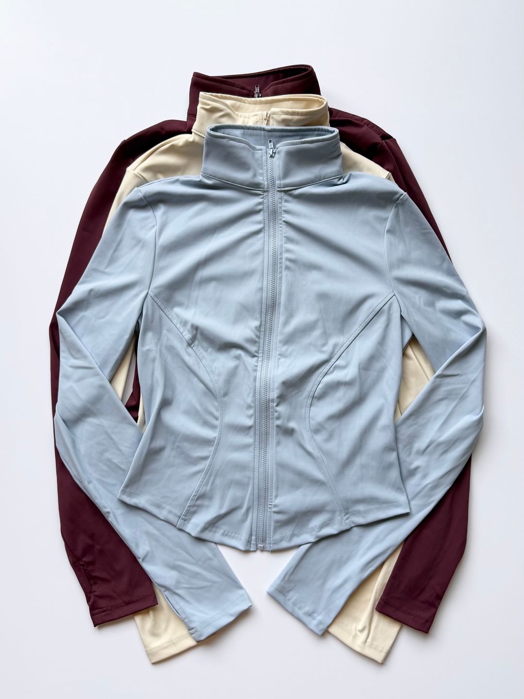 Jackets Bold Contour — Talla M