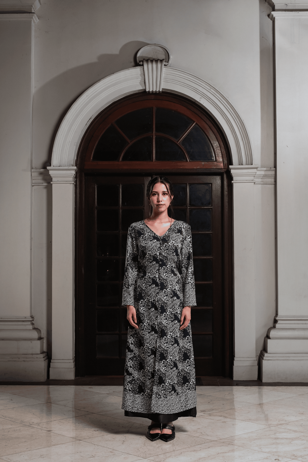 Anggun Alam - Blue Batik 