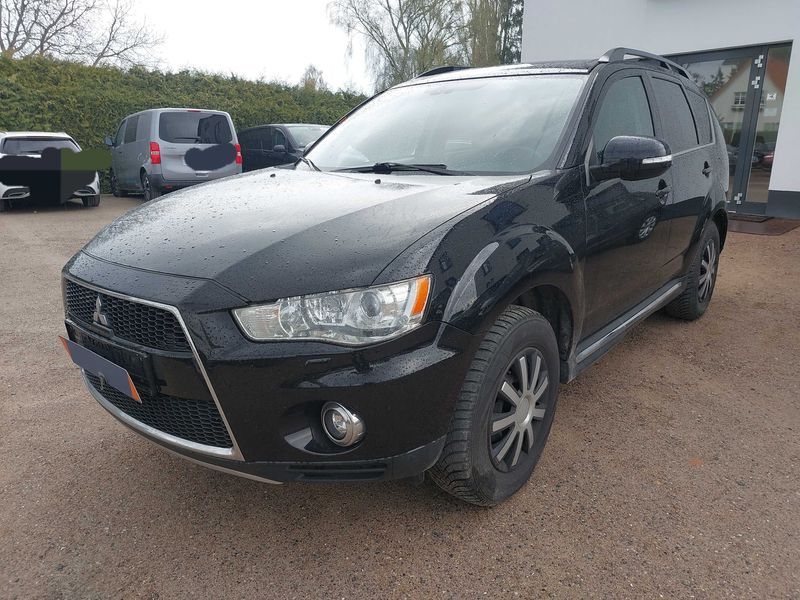 MITSUBISHI OUTLANDER  2011 NOIR