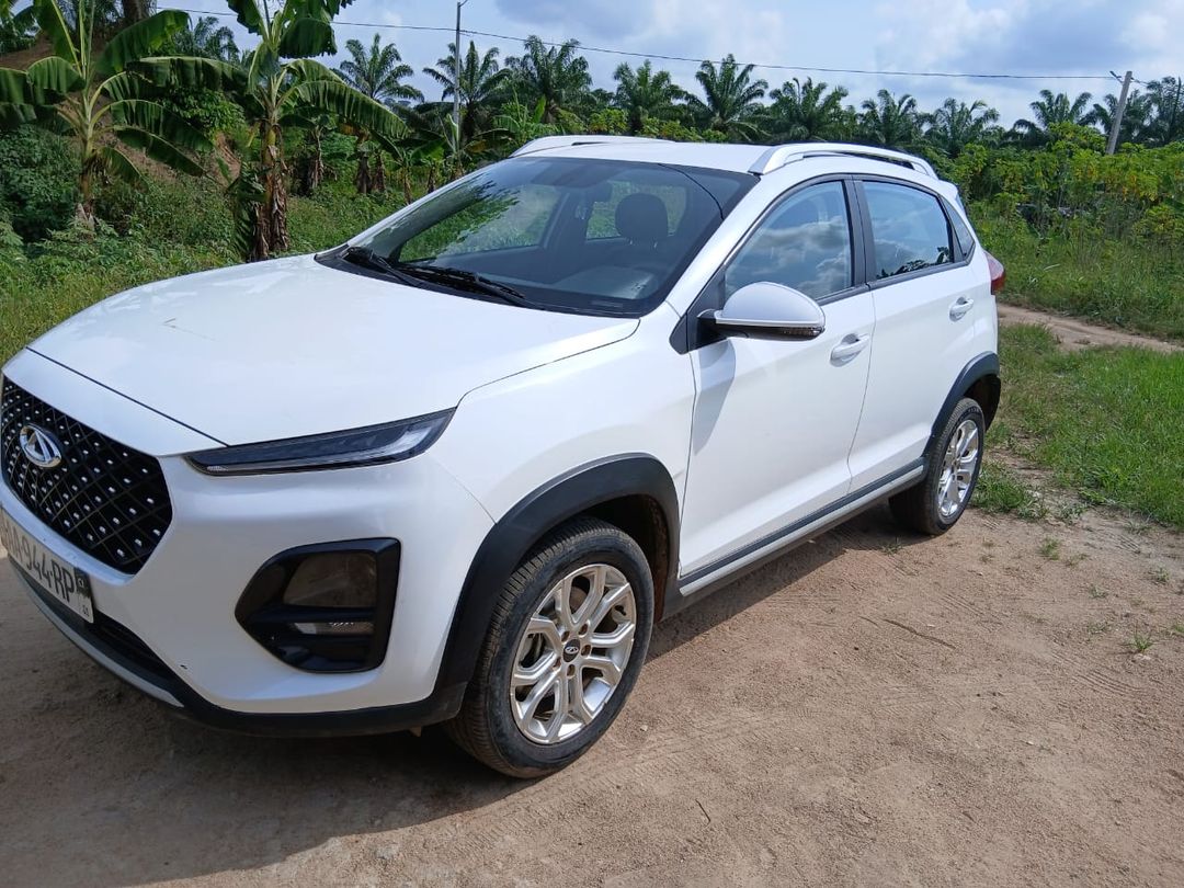 CHERY TIGGO 2 2024 BLANCHE