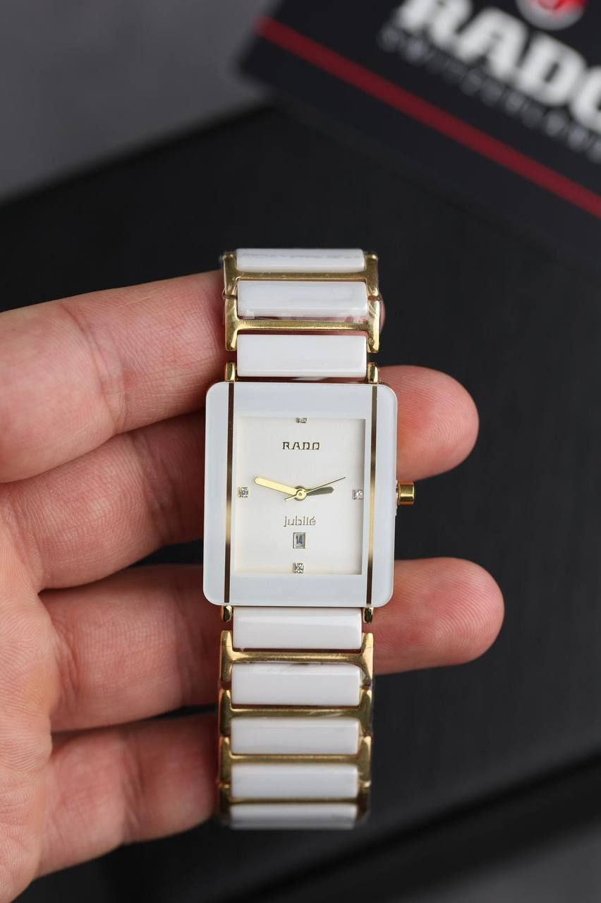 רד,ו - סמל סטטוס בעולם היוקרה | איכות גבוהה