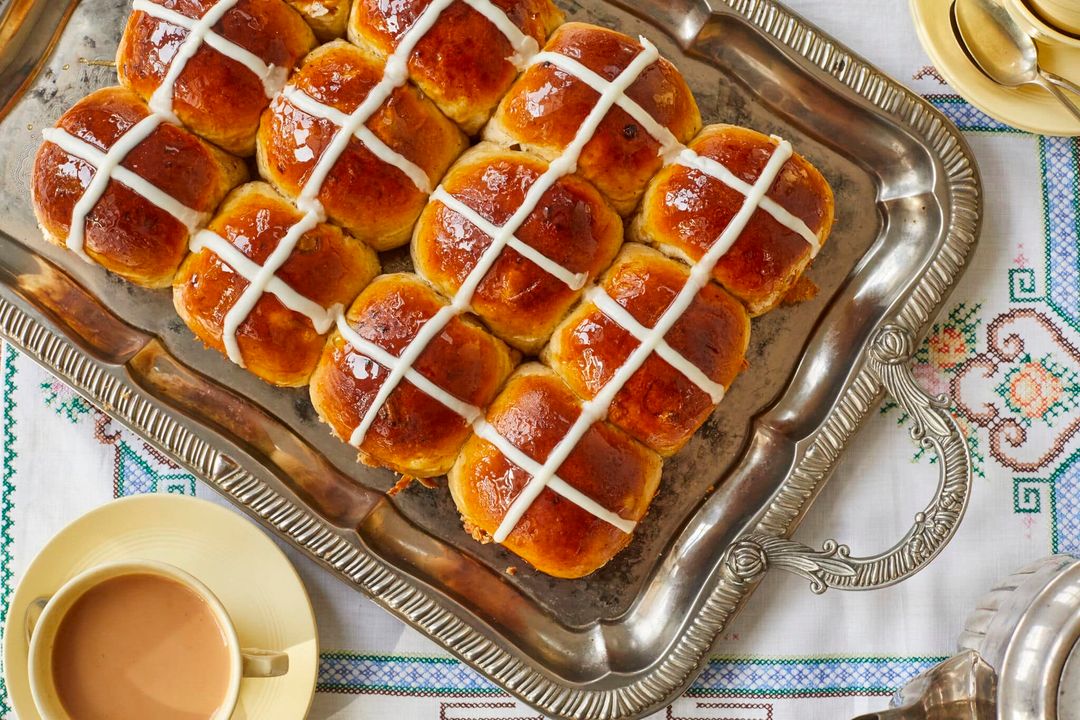27/03 FRIDAY- HOT CROSS BUNS (HOMEMADE) 
