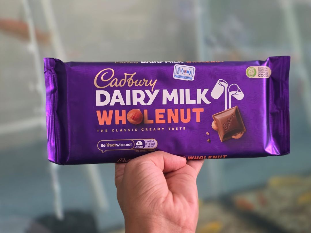Cadbury Wholenut 180gms