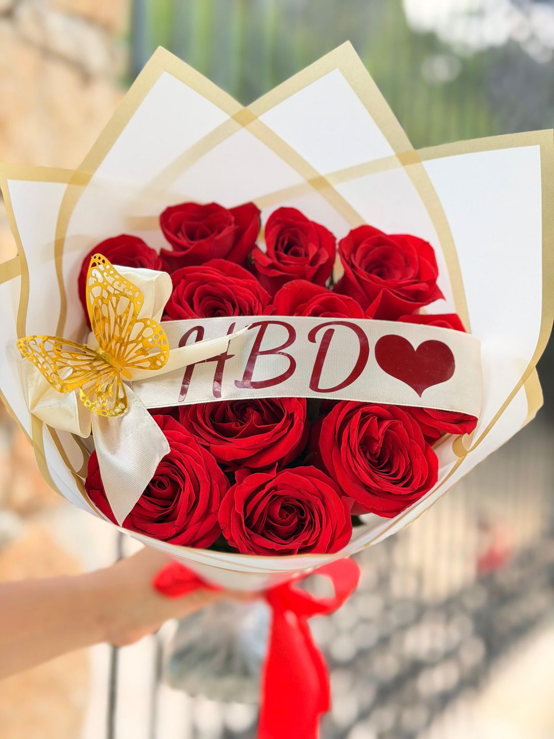 12 roses bouquet  HBD