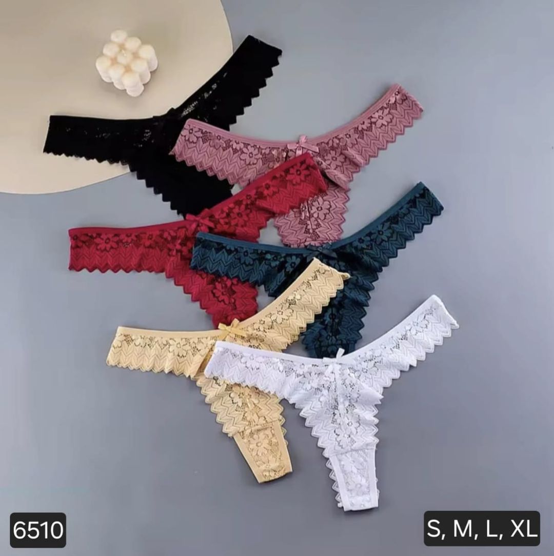 Tanga de encaje stretch