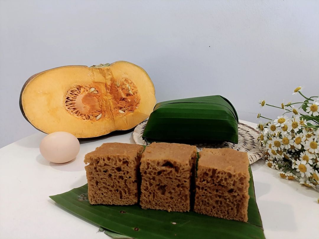 MONDAY Breakfast Set - Organic Pumpkin kuih (2 pcs)