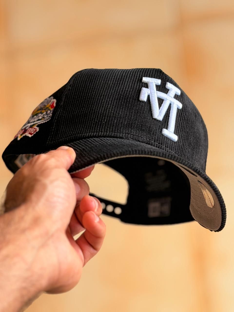 New Era 9Forty - La Dodgers 'Upside Down LA Cord'  Corduroy Black