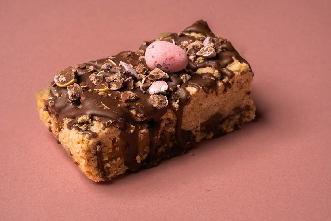 Easter Mini egg Carmelita slice (12)