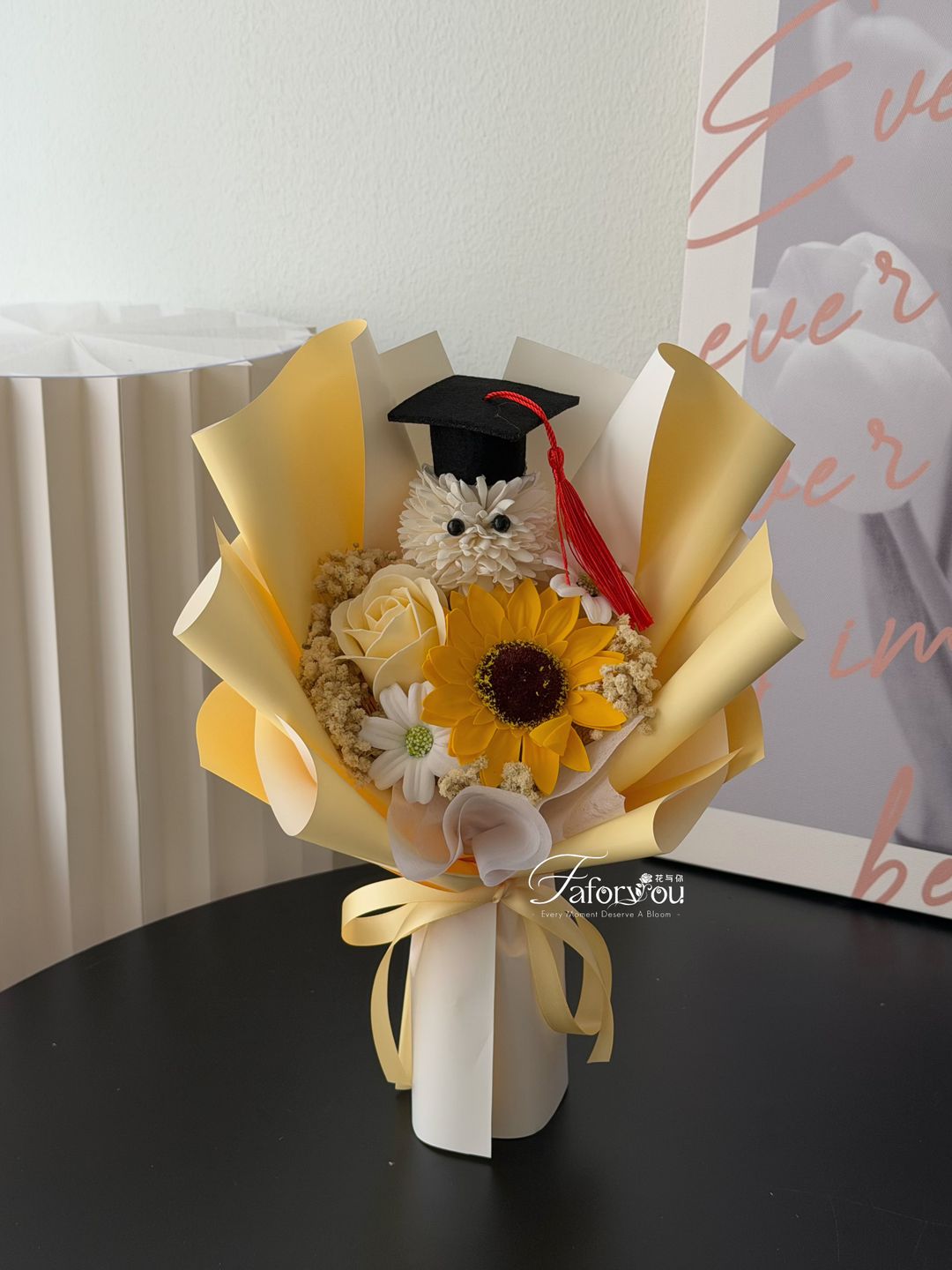 (GP002) Graduation Ping Pong Mixed Bouquet 
