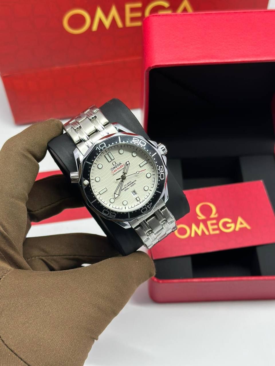 אומג,ה יוקרתי – סמל סטטוס בעולם היוקרה | איכות גבוהה