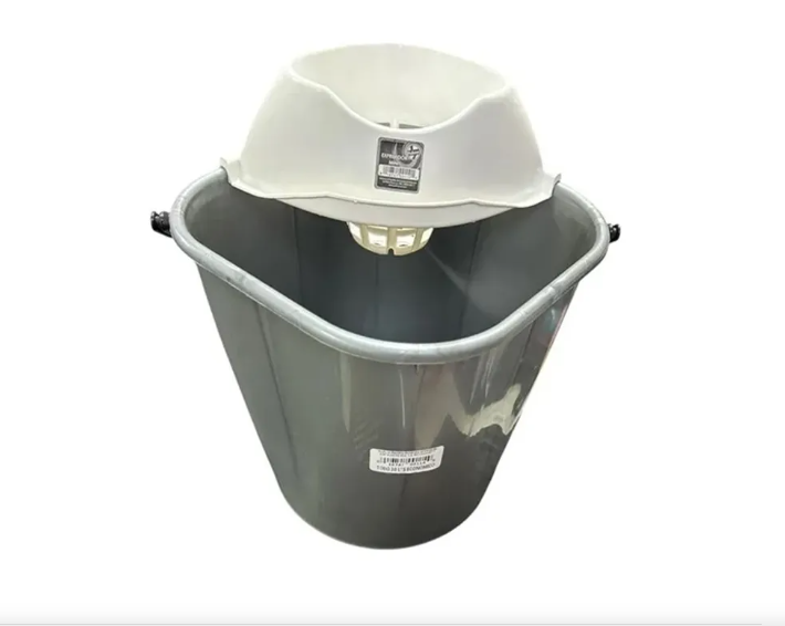 Tobo 10 Litros Con Exprimidor