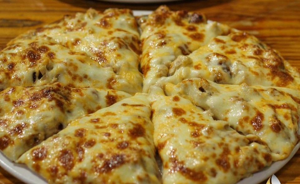 Cheesy Steak Pizza Large