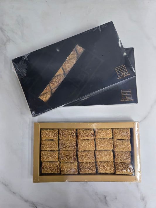 Date and sesame maamoul