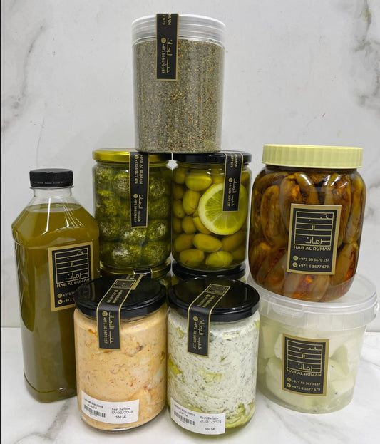 Breakfast Essential Basket - 8 Items