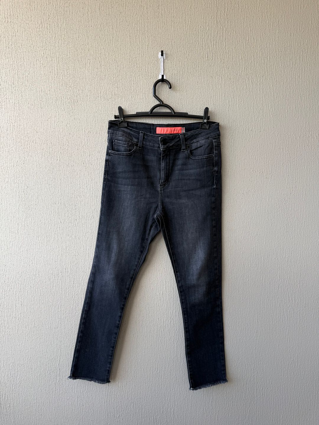 Jean Vitamina Gris Desgastado