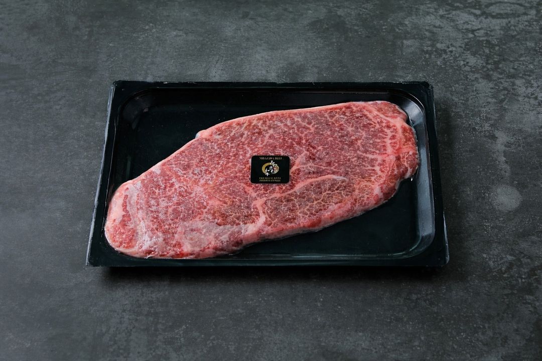 [Pre-Order] Miyazawa A5 Wagyu Steak みやざわ和牛（千葉県産）ステーキ 300G 