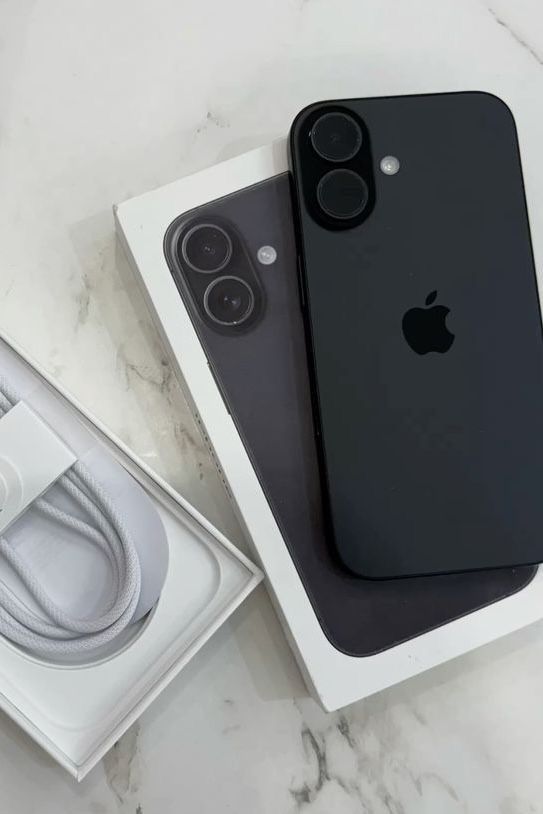 iPhone Pro 128GB - Black
