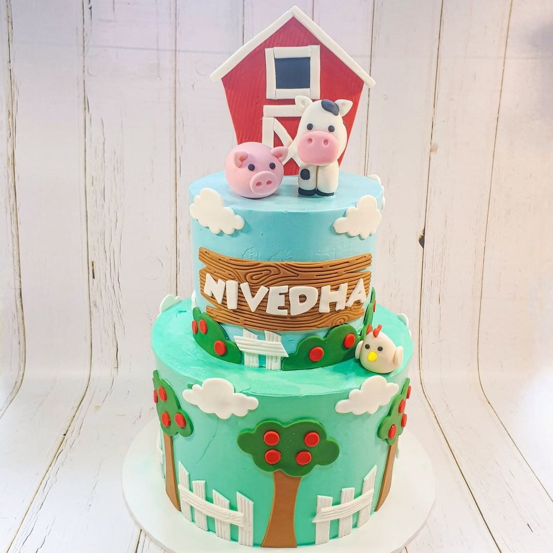 Happy Farm Animal Cake