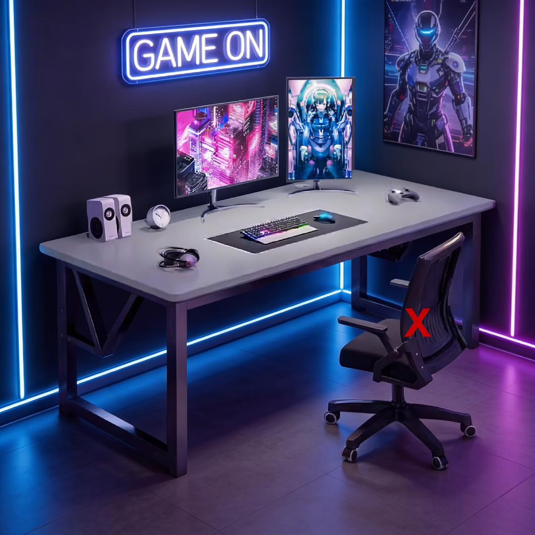 731 - COMPUTER TABLE