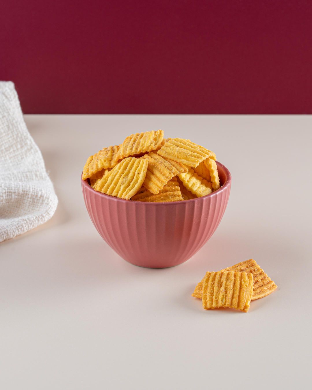 شيبس هوم سناك (Home Snack Chips Tomato Spicy / 1000g)