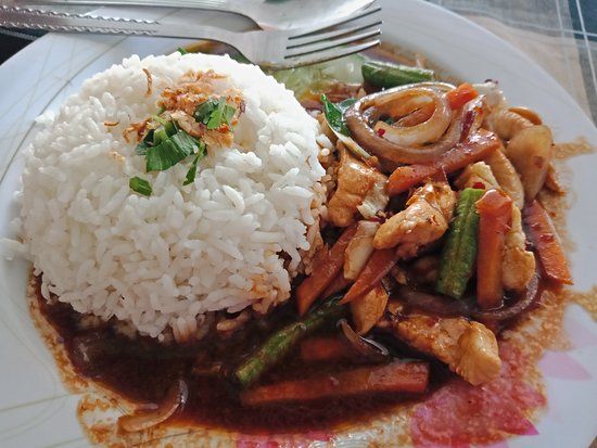 Nasi Ayam Masak Paprik