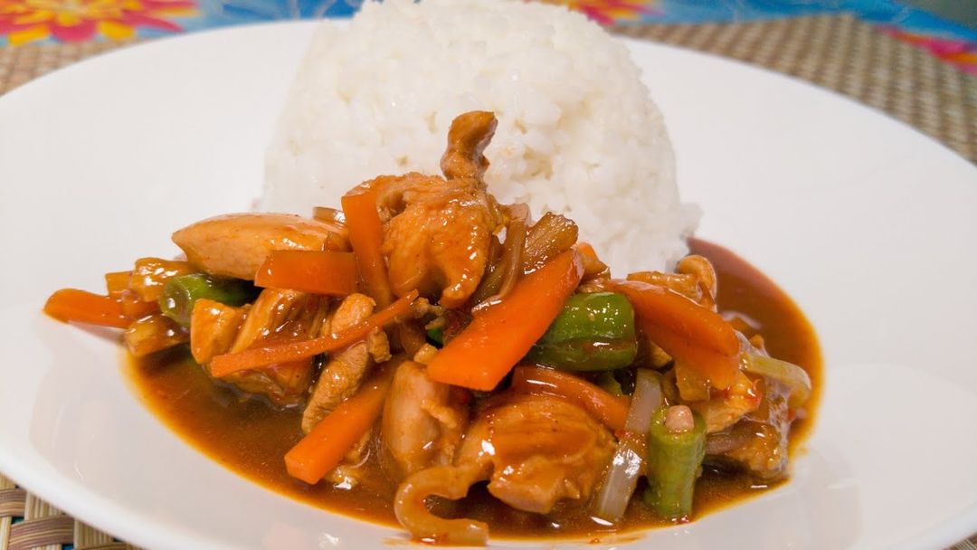 Nasi Ayam Masak Sambal