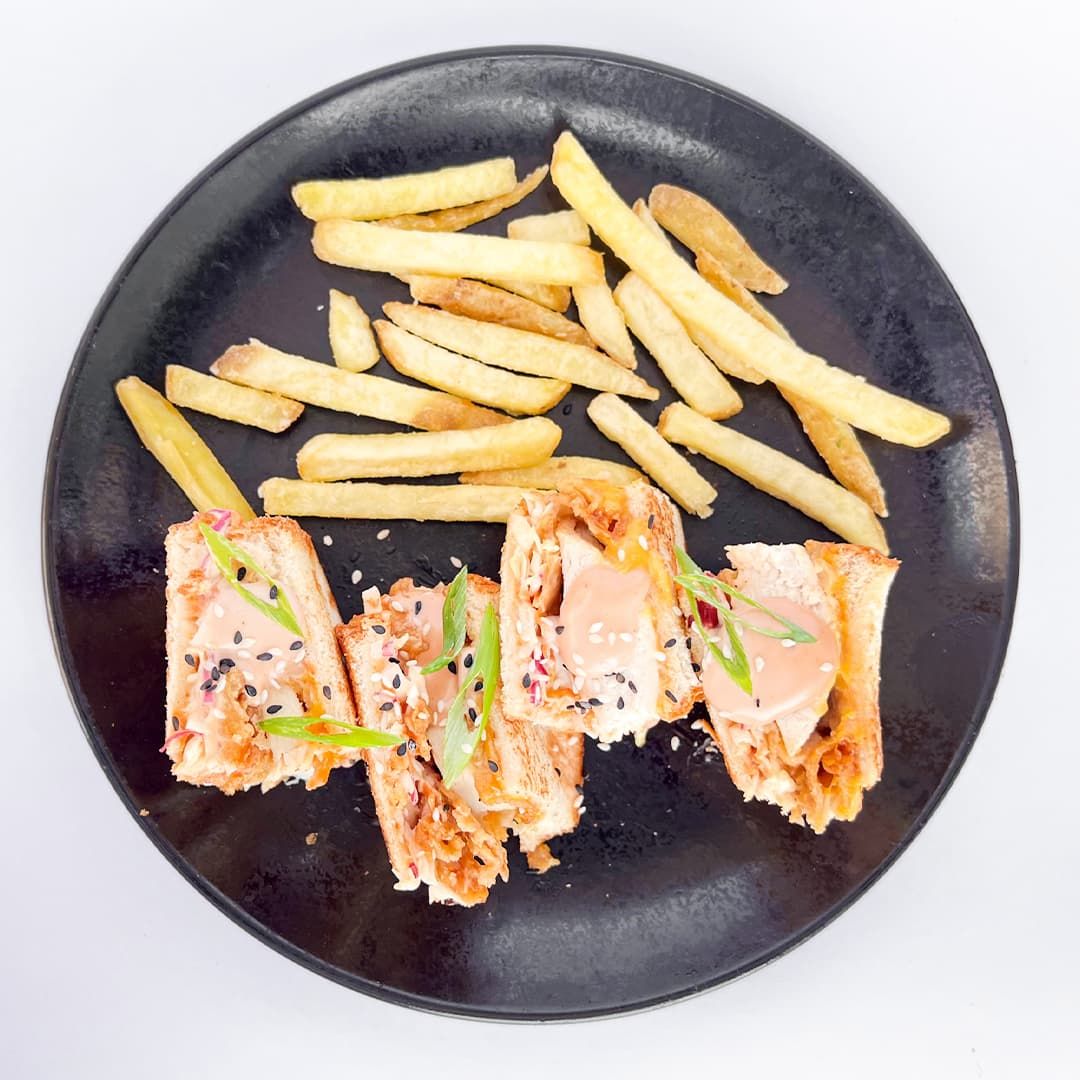 Katsu Chicken Sandwich | ساندوتش دجاج كاتسو