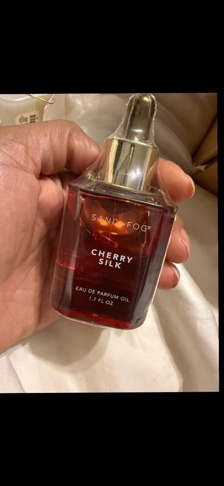 Sand and Fog Cherry silk perfume oil