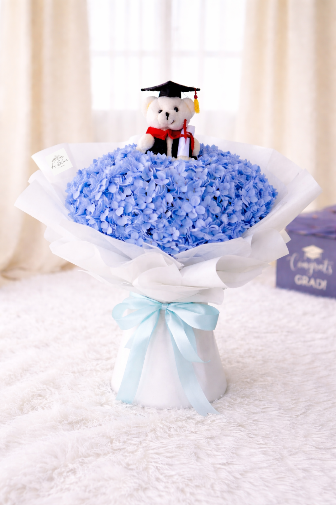 [GRAD] Preserved Blue Hydrangea