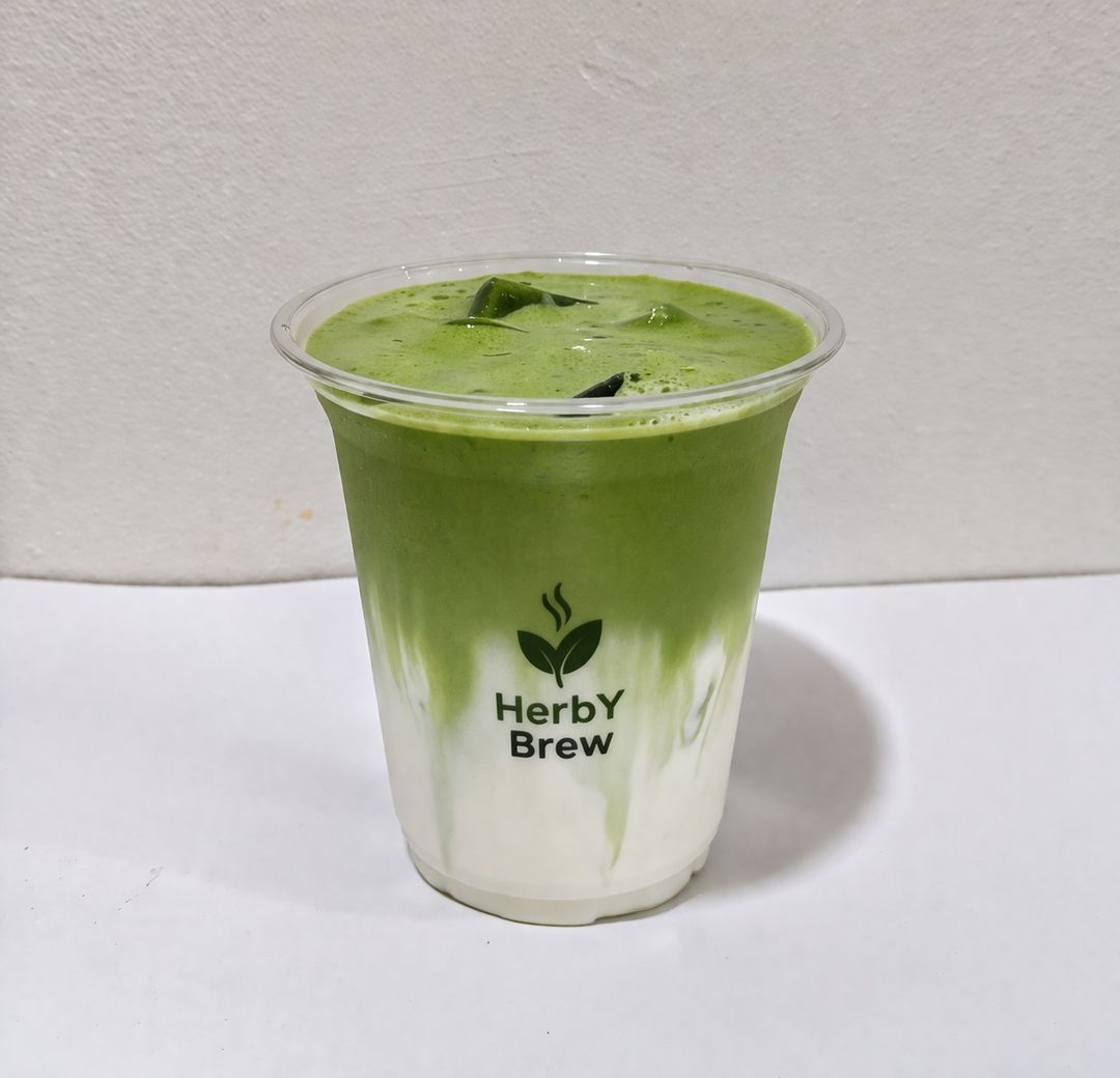 Iced Matcha Latte