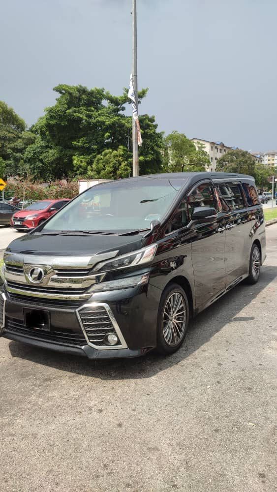 TOYOTA VELFIRE ZA (HITAM)