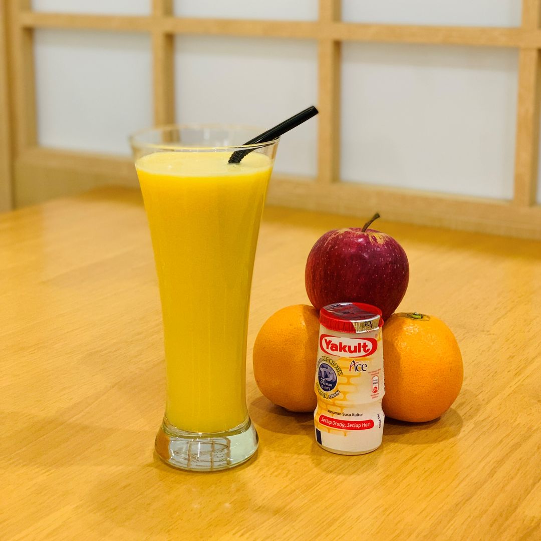 ZA13 Fresh Fruit Juice スロージュース (Freshly pressed upon order)